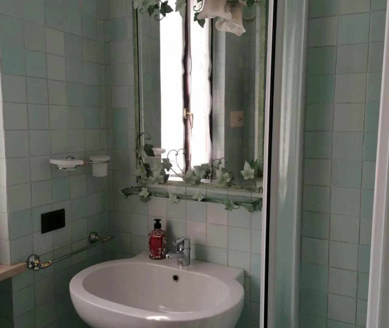 Exclusive Villa Punta San Vigilio Garda   Garda (Verona)