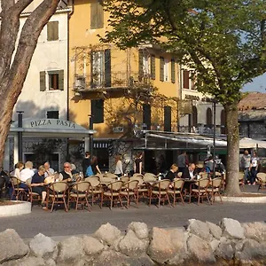 Apartment Casa Glicine, Garda (Verona)