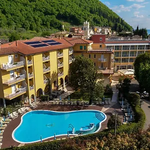 3* Otel Bisesti ***s