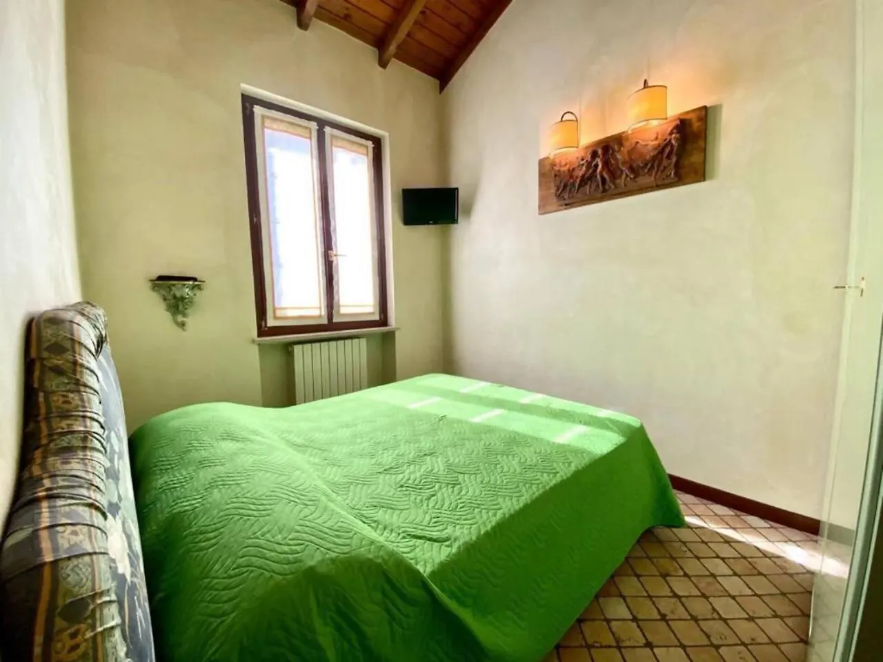Exclusive Villa Punta San Vigilio Garda   Garda (Verona)
