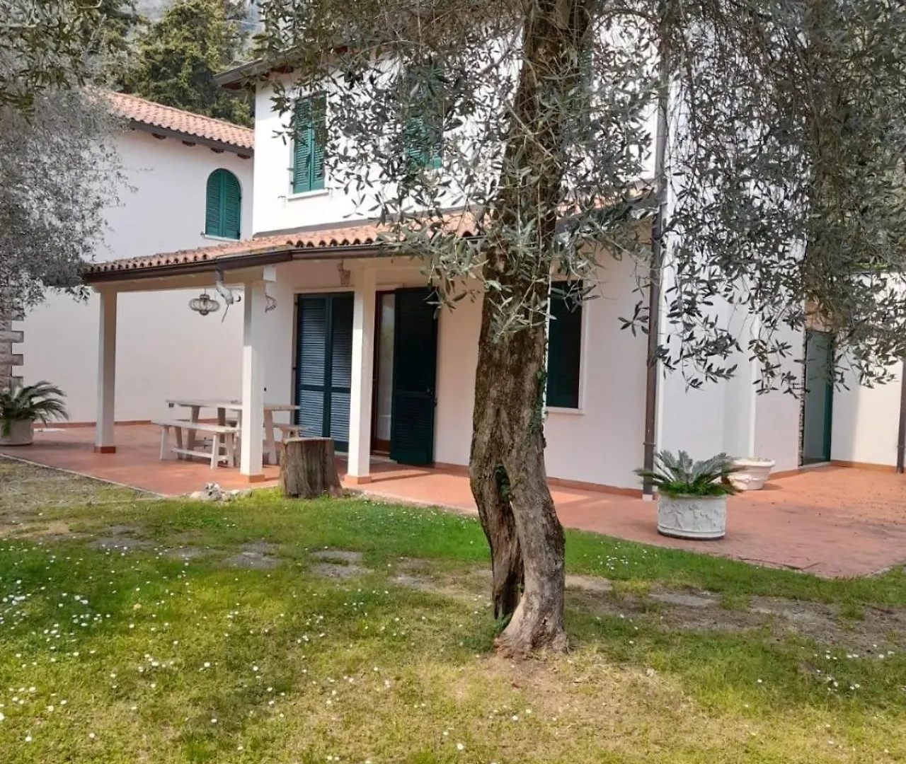 Exclusive Villa Punta San Vigilio Garda