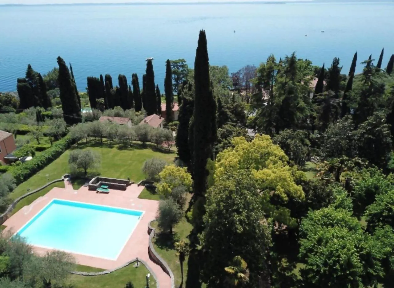Exclusive Villa Punta San Vigilio Garda